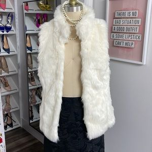 Faux fur white vest!